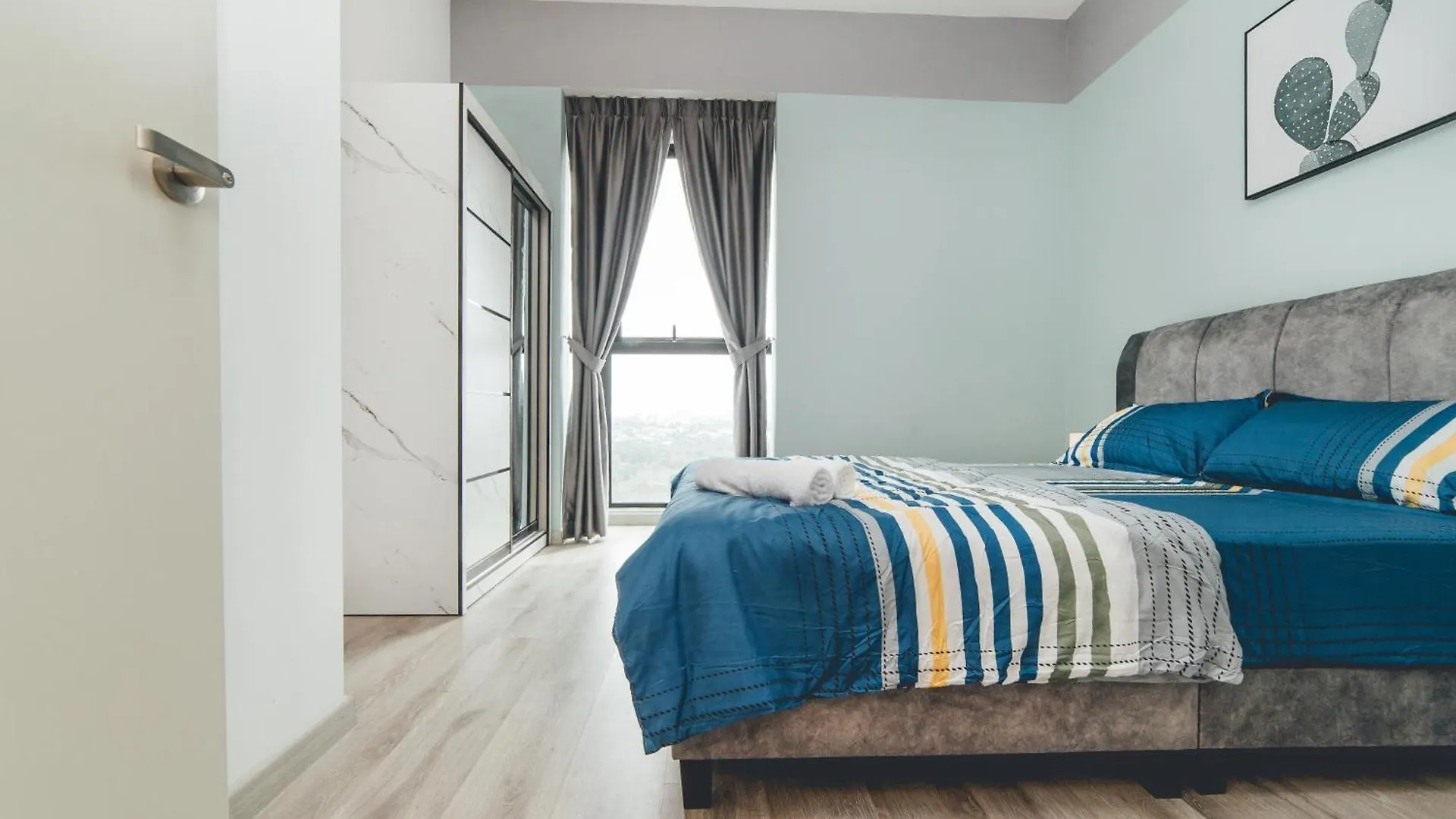 Mosaic Southkey Blue7 3Br 8Pax By Our Stay Johor Bahru Malaysia