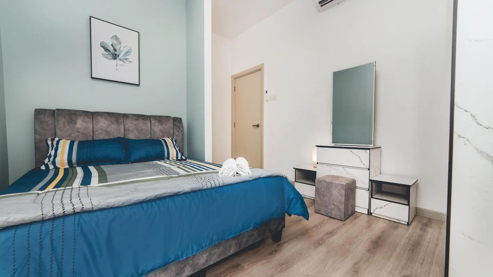 Mosaic Southkey Blue7 3Br 8Pax By Our Stay Johor Bahru 0*,  Malaysia