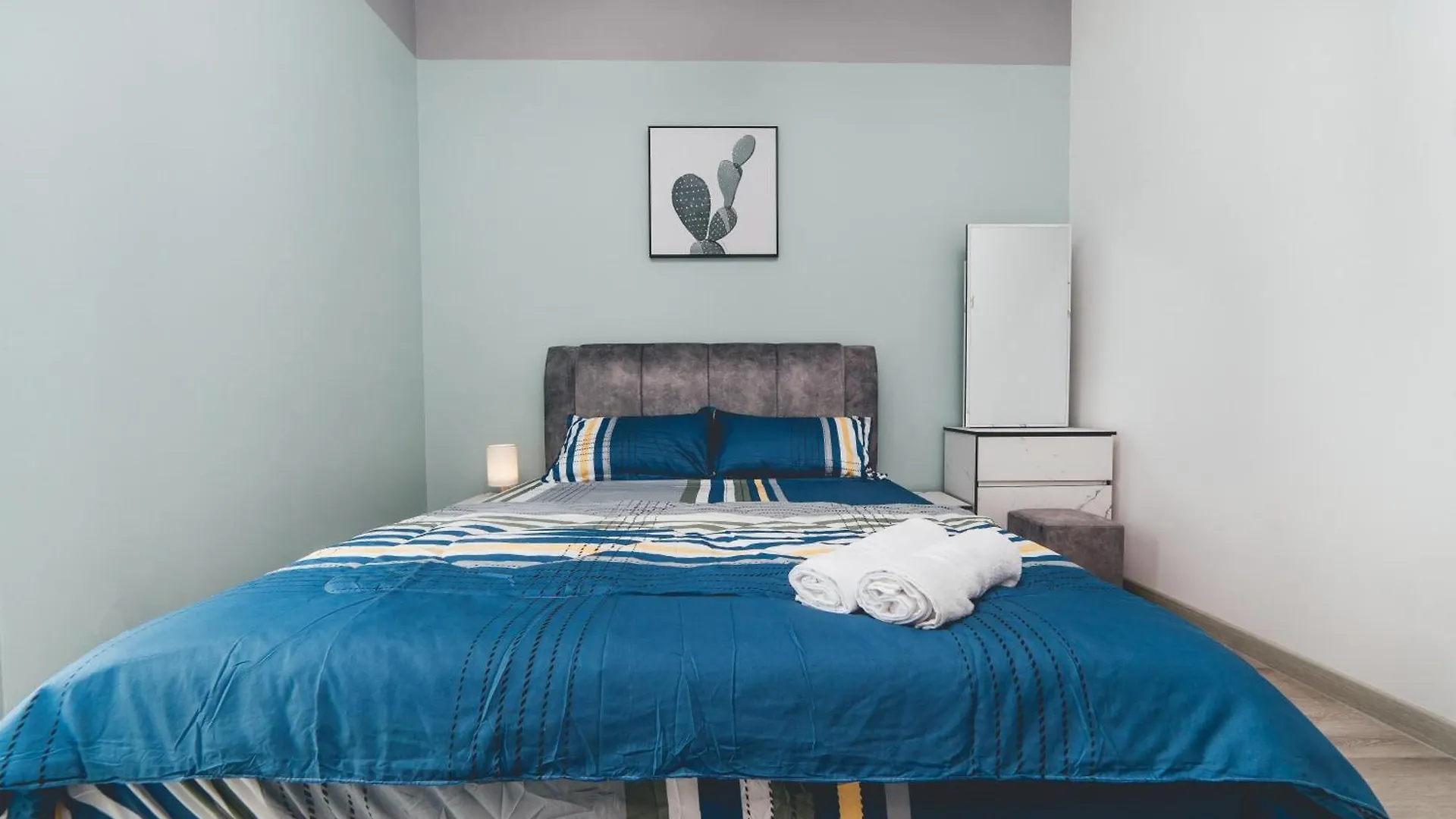 Mosaic Southkey Blue7 3Br 8Pax By Our Stay Johor Bahru